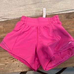 Hottie Hot Lululemon shorts.
